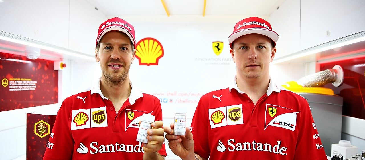Sebastian Vettel et Kimi Raikkonen assurent la promotion de Shell V-Power