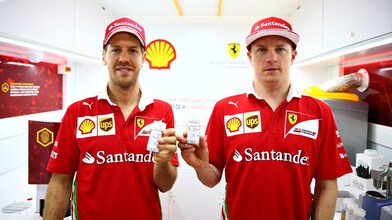 Sebastian Vettel et Kimi Raikkonen assurent la promotion de Shell V-Power